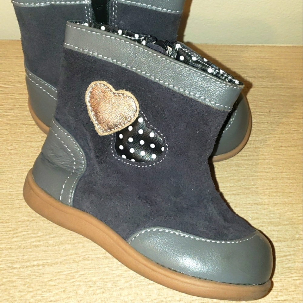 See Kai Run Girls Boots size 6 toddler